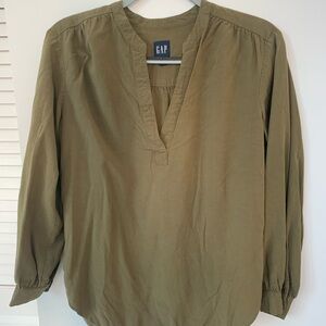 GAP Women's Olive Green Top